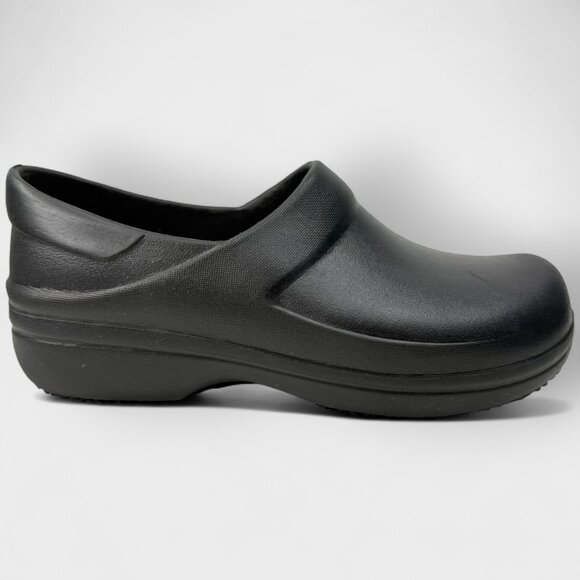 CROCS Shoes - Crocs Women’s Neria Pro II Slip‑Resistant Work Clog Black Size 9 –Pre‑Owned Good